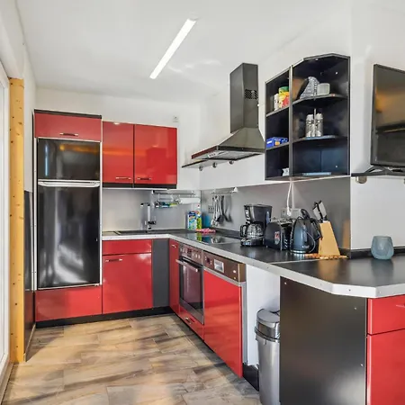 Amazing Home In Zeulenroda-Triebes With Sauna Casa vacanze *
